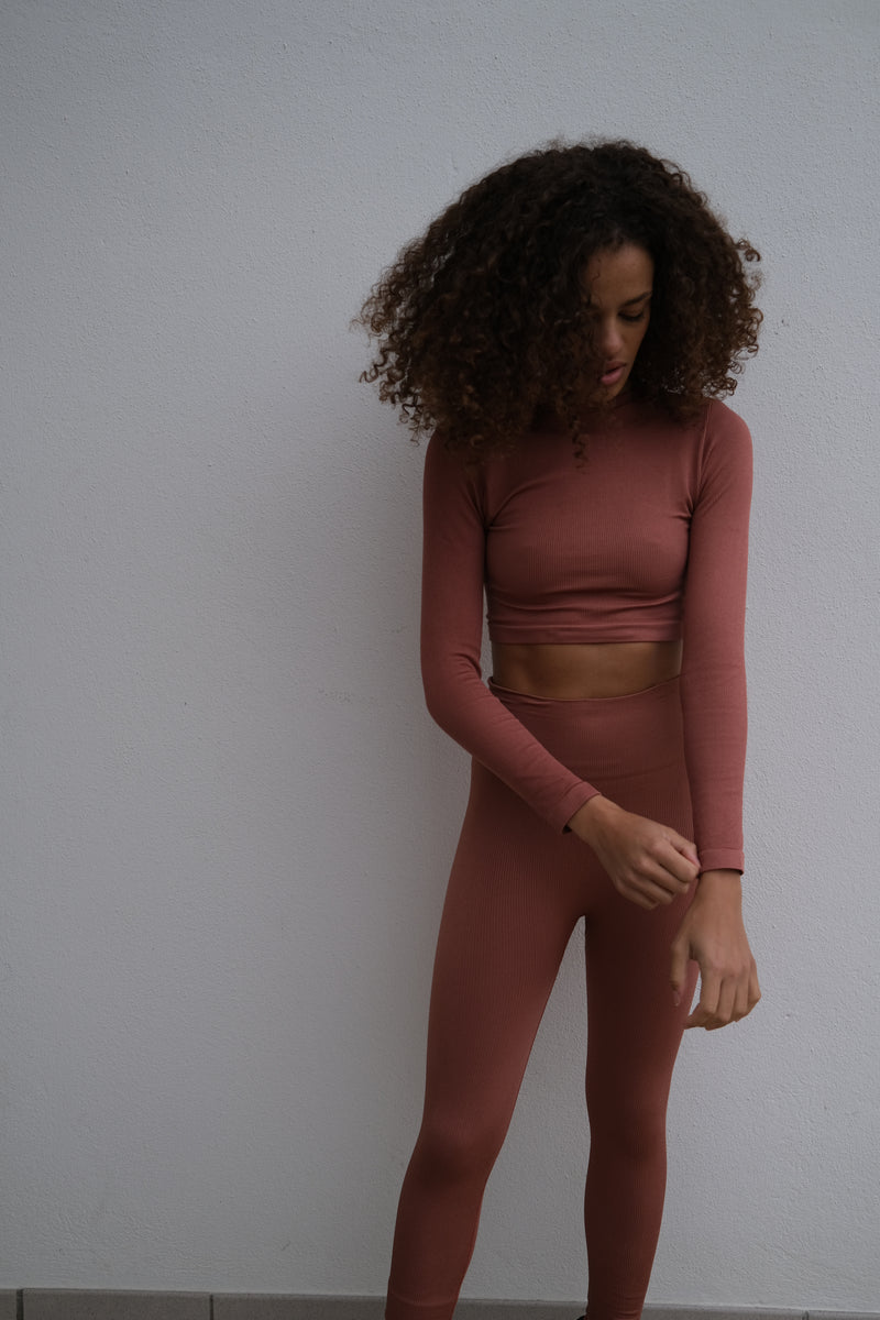 AWAKEN Ribbed Leggings | Rusty Pink | Image 6