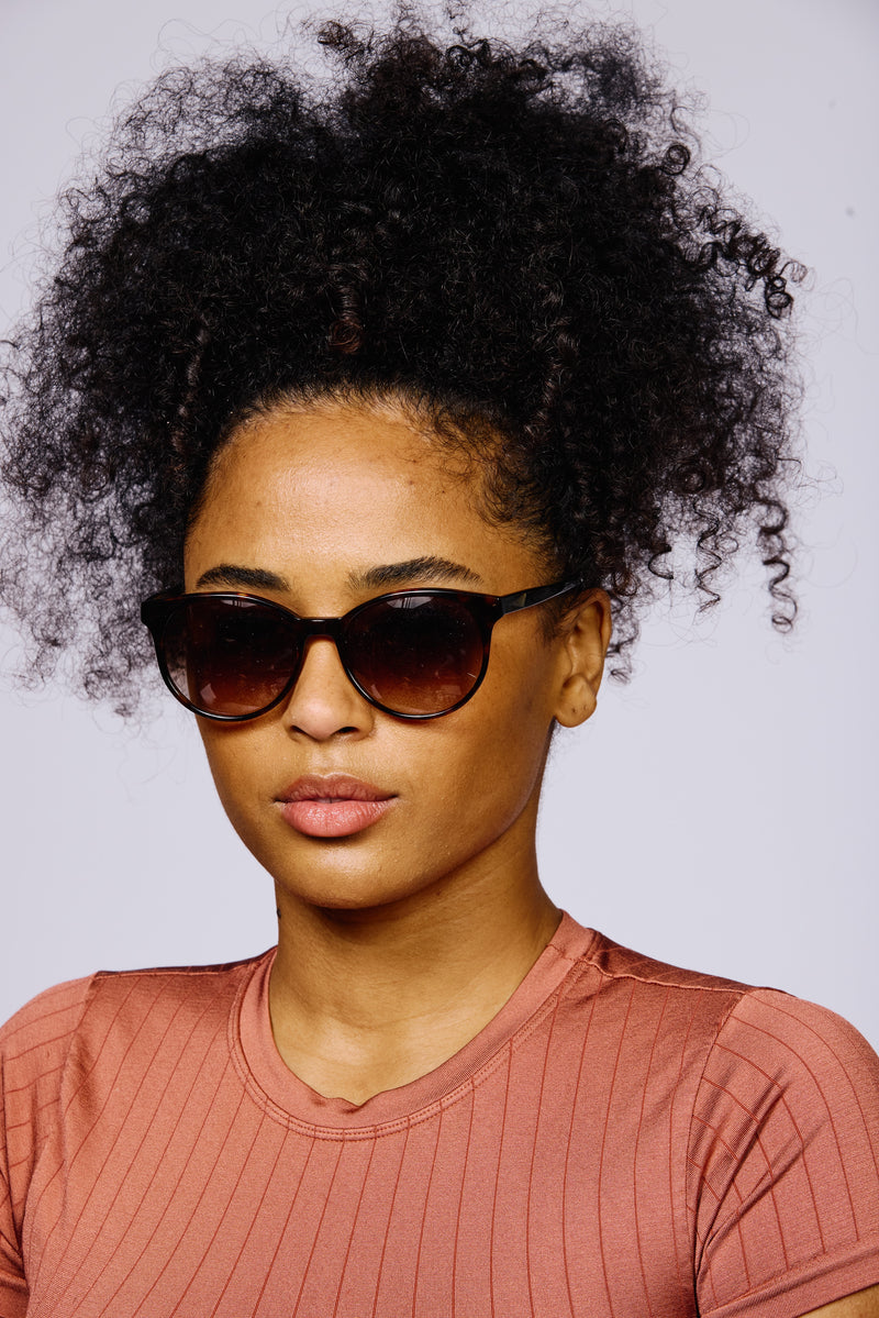 RIO Sunglasses | Dark Tortoiseshell | Image 6