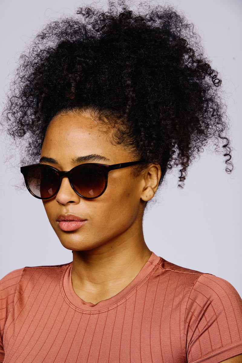 RIO Sunglasses | Dark Tortoiseshell | Image 2