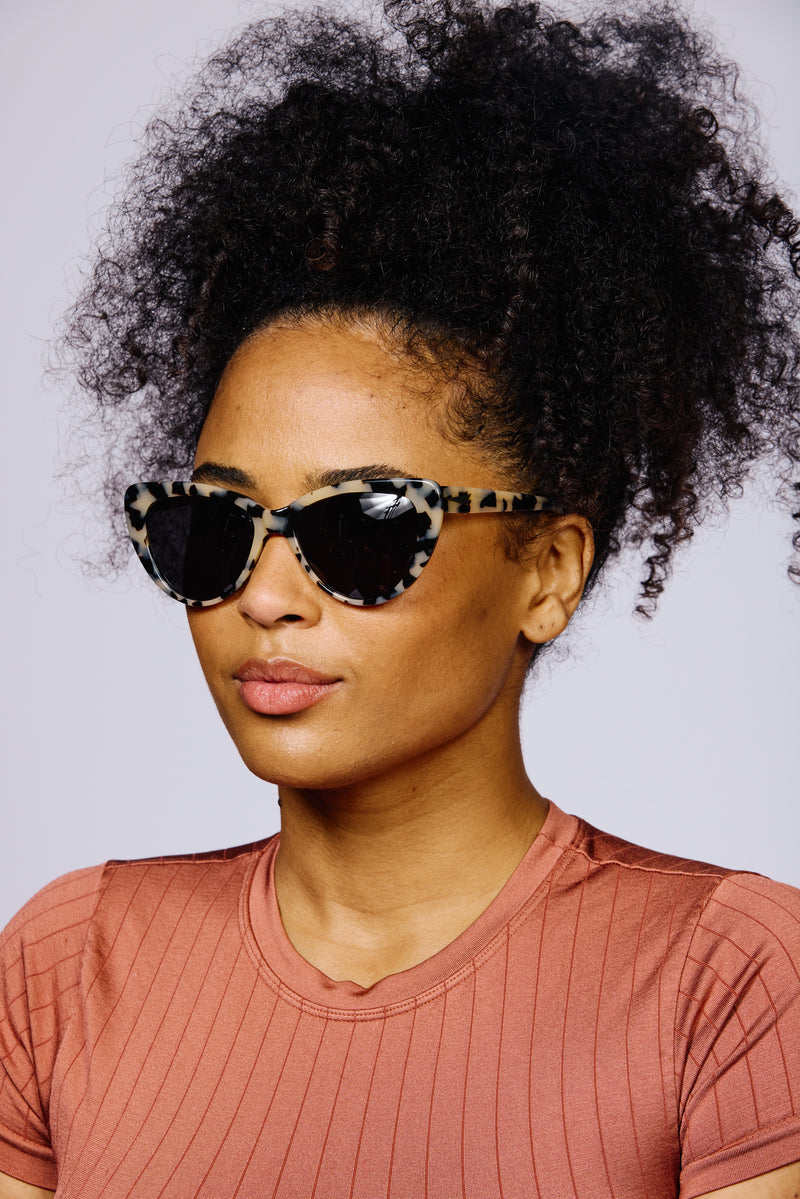 CAPRI Sunglasses | Cream Tortoiseshell | Image 7