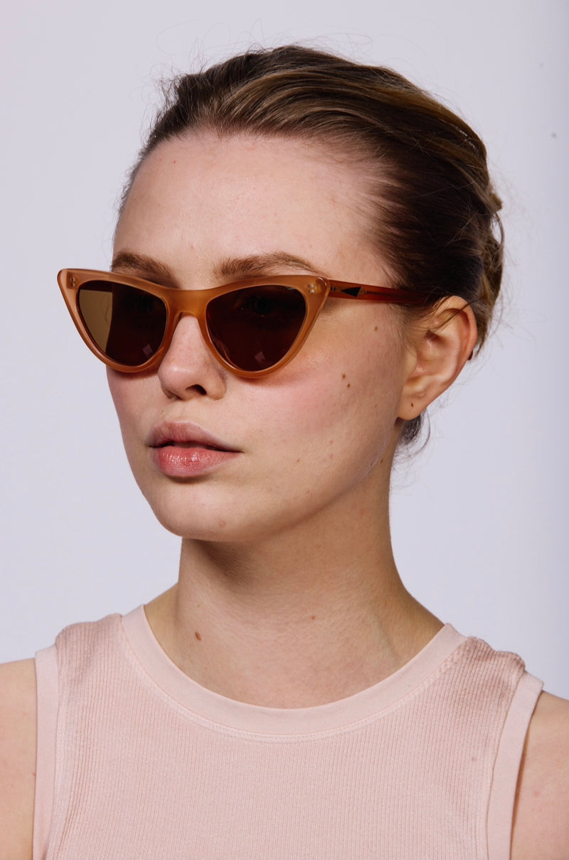 ST LOUIS Sunglasses | Peach | Image 6