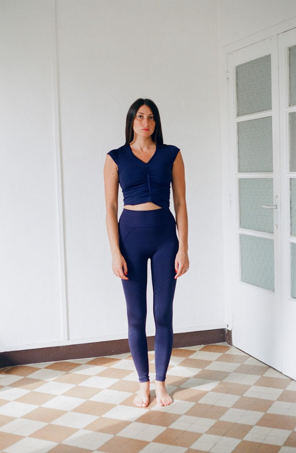 model wearing lucid leggings in navy - plus size women leggings - supportive activewear leggings - shaping leggings - compression leggings - seamless leggings - sustainable brand - ethical leggings - PRISM²