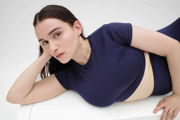 MINDFUL Crop Top | Navy | Image 2
